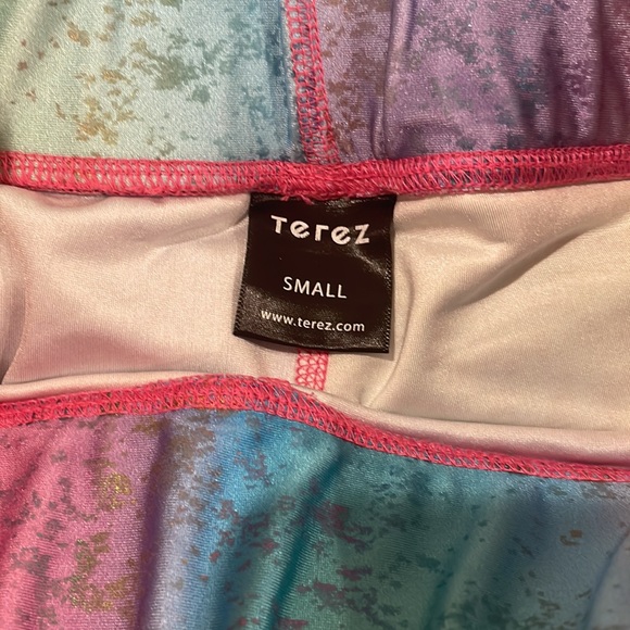 TEREZ Balayage Foil Print Metallic Shimmer Leggings and Top BRA Tank Set Multi - Picture 6 of 7